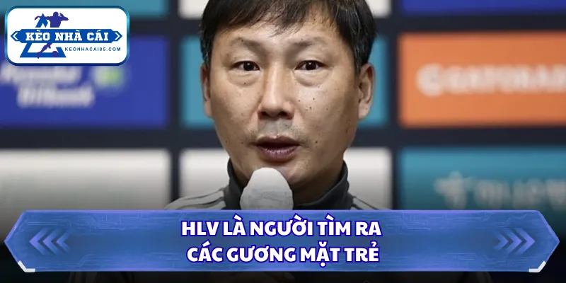 Huấn Luyện Viên Đội Tuyển Việt Nam - Dấu Ấn Tạo Lịch Sử 3 HLV là người tìm ra các gương mặt trẻ